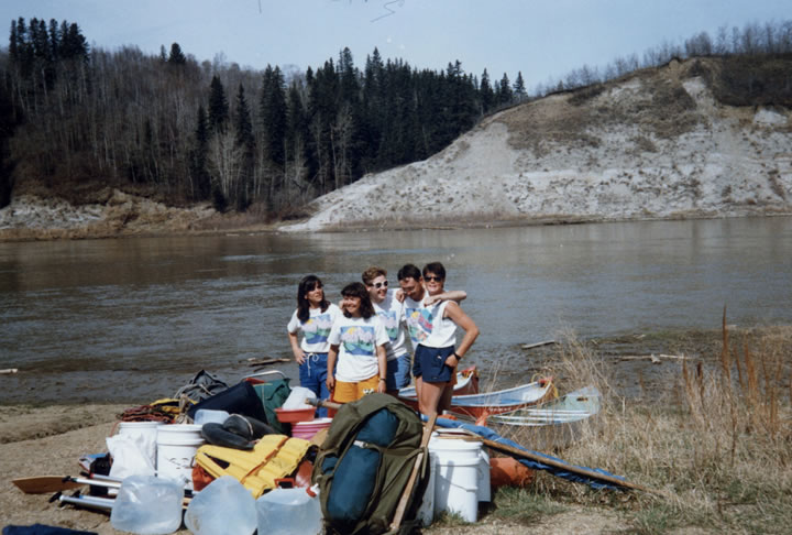 Packing our Canoes on Day 7 at Fort Edmonton